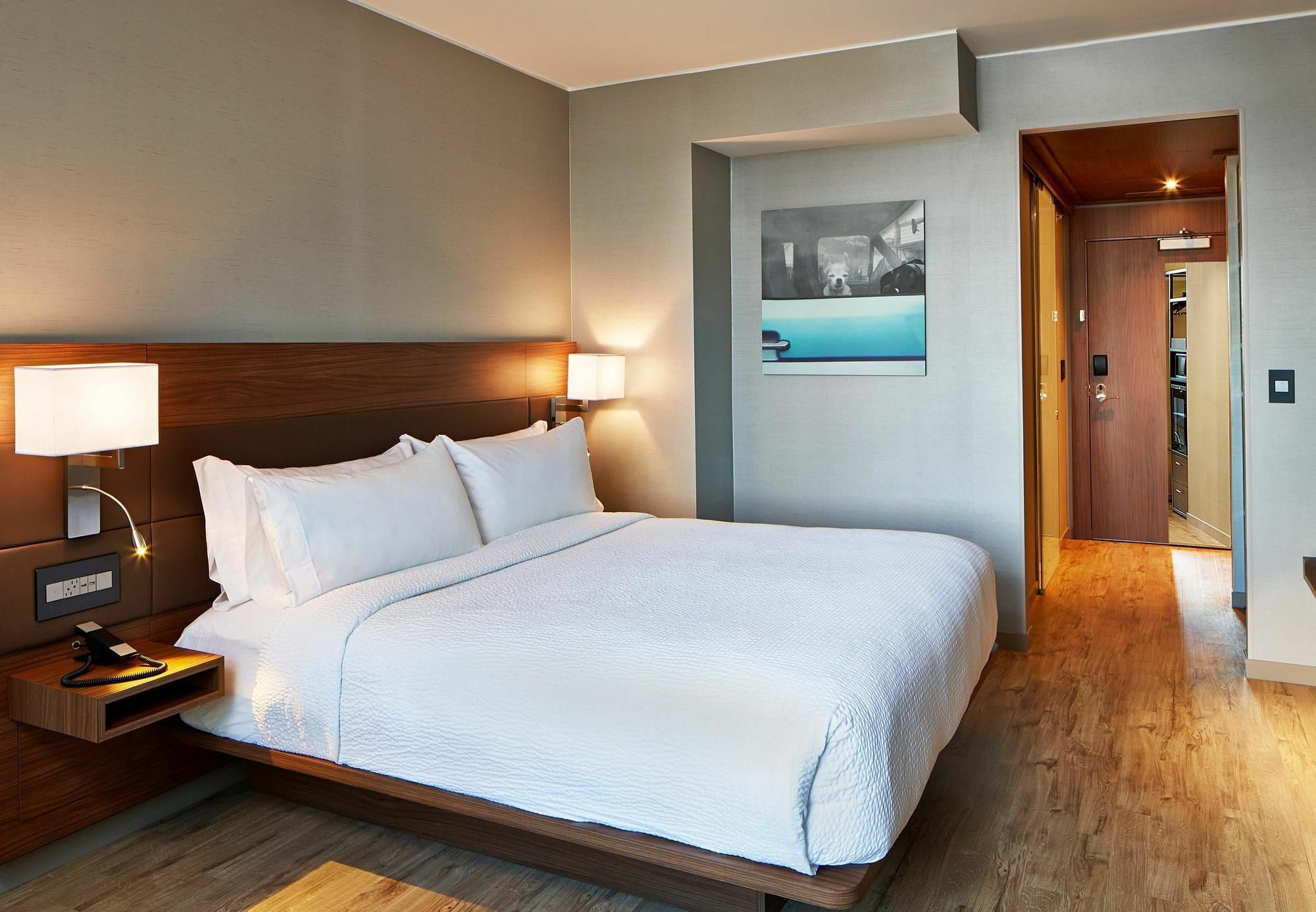Ac Hotel By Marriott Portland Downtown, Or Εξωτερικό φωτογραφία